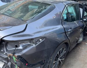 TOYOTA Camry 2018 2.5 - 10
