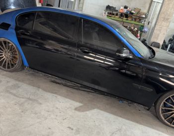 BMW 750 2014 4.4 - 3