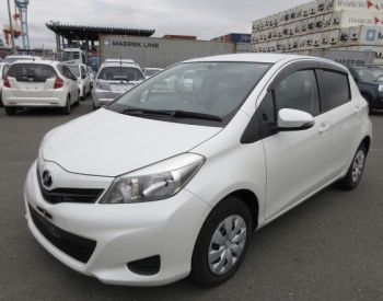 TOYOTA Vitz 2013 1.3 - 1