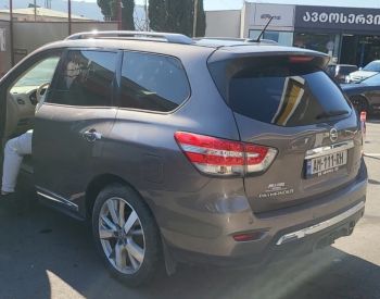 NISSAN Pathfinder 2014 2.4 - 3