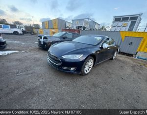 TESLA Model S 2014 0.1 - 1