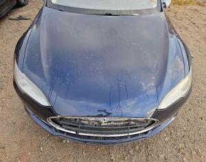 TESLA Model S 2014 0.1 - 4
