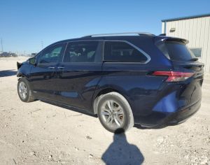 TOYOTA Sienna 2021 2.5 - 4