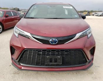 TOYOTA Sienna 2021-2024