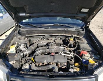 SUBARU Forester 2015 2.5 - 11