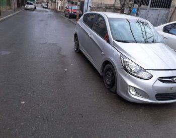 HYUNDAI Accent 2013 1.4 - 2