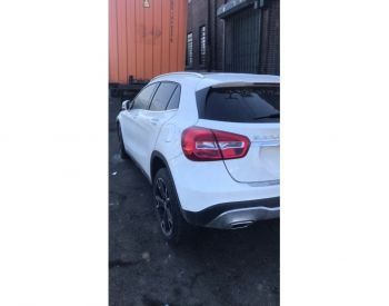 MERCEDES-BENZ GLA 250 2018 2.0