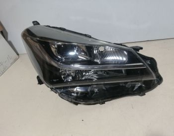 TOYOTA Vitz 2014-2016 - 9