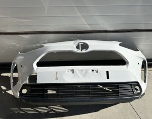 TOYOTA Yaris 2021-2024