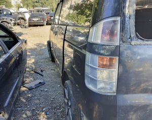 TOYOTA VOXY 2005 2.0 - 10