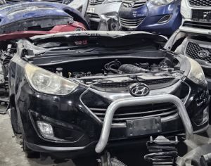 HYUNDAI Tucson 2014 2.4 - 5