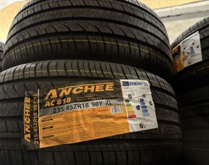 R18 265/35 All Seasons - 2