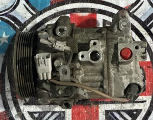 LEXUS IS 300 2017-2018 - 1