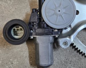TOYOTA Prius C 2012-2018 - 6