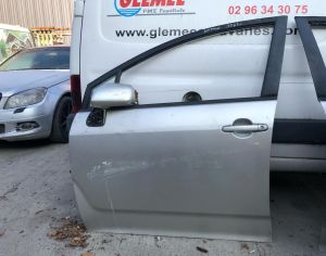 TOYOTA Corola Verso 2004-2010 - 1