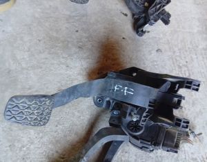FORD Fiesta 2008-2013 - 3