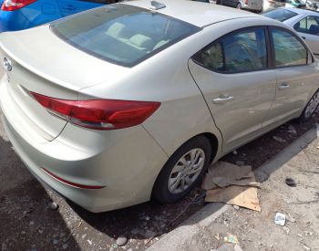 HYUNDAI Elantra 2019 2.0 - 6