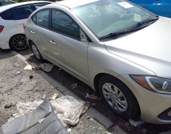 HYUNDAI Elantra 2019 2.0 - 8