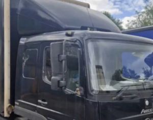 Mercedes atego spoiler