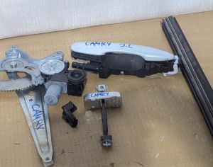 TOYOTA Camry 2015-2020 - 2