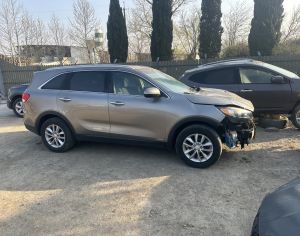 KIA Sorento 2016 2.4 - 4