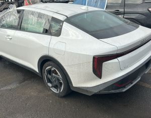 KIA Niro 2023 1.6 - 8