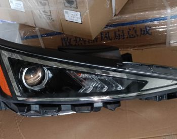 HYUNDAI Elantra 2018-2020 - 1