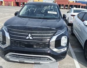 MITSUBISHI Outlander 2022 2.5 - 9