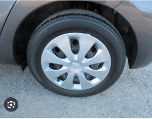 TOYOTA Prius C 1966-2026 - 3