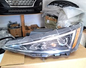 HYUNDAI Elantra 2019-2020 - 2