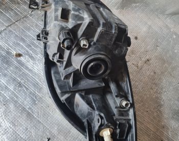 TOYOTA Yaris 2005-2009 - 4