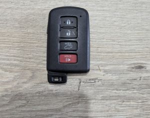 Toyota smart key - 3