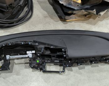 HYUNDAI Elantra 2020-2024 - 2