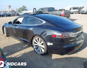 TESLA Model S 2016 0.1 - 3