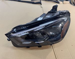 MERCEDES-BENZ GLE 53 2023-2026 - 9