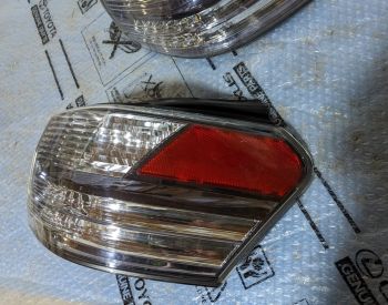 LEXUS HS 250h 2009-2012 - 7