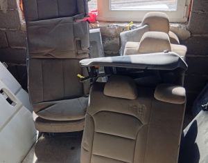 HYUNDAI Elantra 2015-2019 - 1
