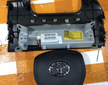 TOYOTA Corolla 2014-2018 - 2