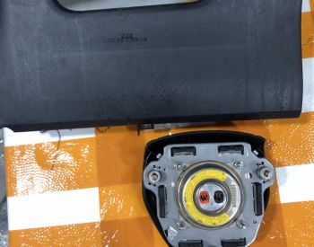 TOYOTA Corolla 2014-2018 - 3