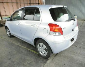 TOYOTA Vitz 2005-2011 - 4