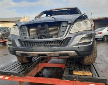 MERCEDES-BENZ C 300 2016 2.0 - 7