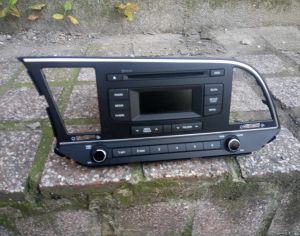 HYUNDAI Elantra 2016-2018 - 3