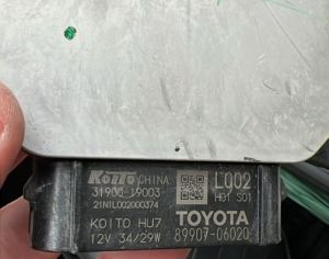 TOYOTA Camry 2018-2023 - 4