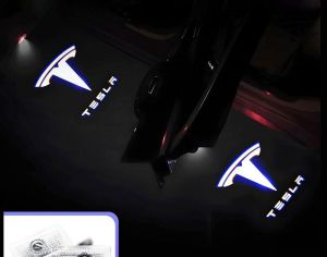 Tesla კარის განათება – თეთრი Tesla “T” ლოგო (ყველა მოდელი), 2 ცალი