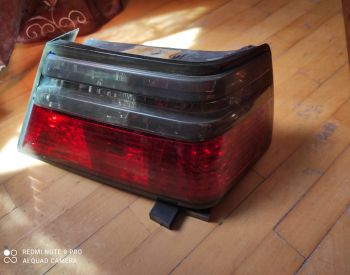 MERCEDES-BENZ E 220 1990-1995 - 2