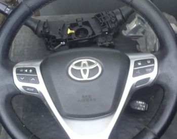 TOYOTA Avensis 2010-2014 - 2