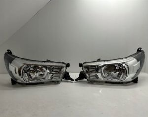 TOYOTA Hilux 2019-2026 - 2