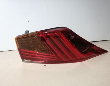 LEXUS IS 200 2017-2019 - 1