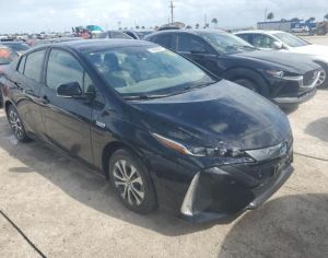 TOYOTA Prius Prime 2020 1.8 - 2