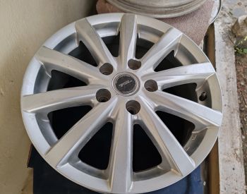 R18 TOYOTA Camry 2024 - 3
